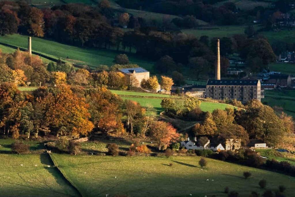 Entire Cottage In The Beautiful Calder Valley 哈利法克斯 外观 照片